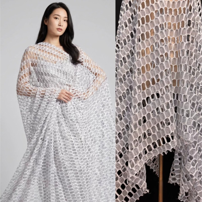 Silver Lurex Hollow Out Oval D - مراجعة Sewing Fabric وسعره
