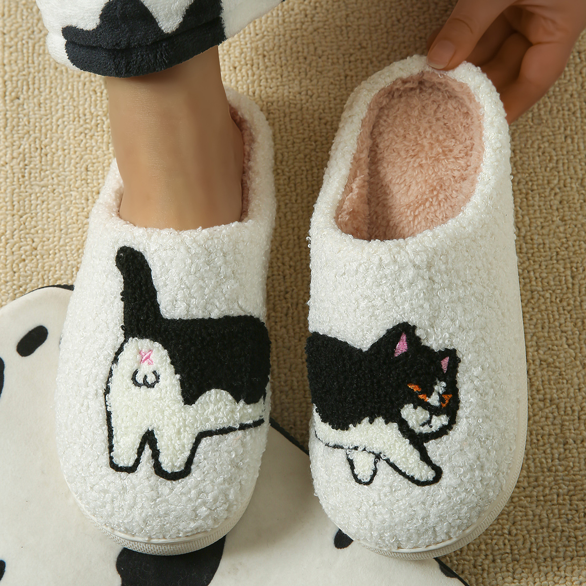 Winter Plush Cute Dachshund Em - مراجعة Sewing Fabric وسعره